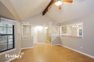 3201 SE 6th Ct in Blue Springs, MO - Building Photo - Building Photo