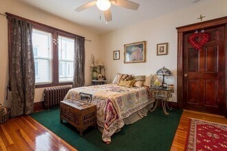 39 Thurston St, Unit 3 in Somerville, MA - Building Photo - Building Photo