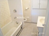 322 Saint PAUL, Unit 5 in Brookline, MA - Building Photo - Building Photo