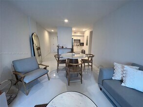 10950 NW 82nd St in Doral, FL - Building Photo - Building Photo