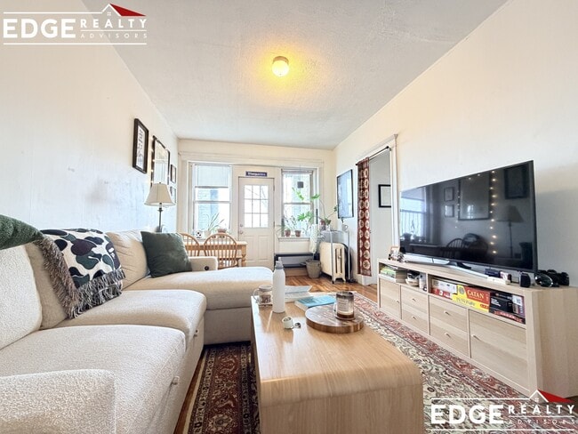 264 Kelton St, Unit 11 in Boston, MA - Building Photo - Building Photo