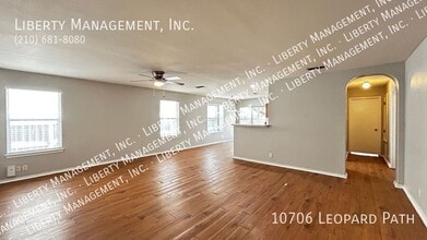 10706 Leopard Path in San Antonio, TX - Building Photo - Building Photo
