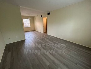 409 Plantation Rd in Lancaster, SC - Foto de edificio - Building Photo