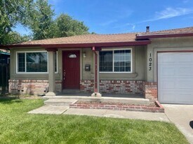 1023 Topaz Ct in Manteca, CA - Building Photo