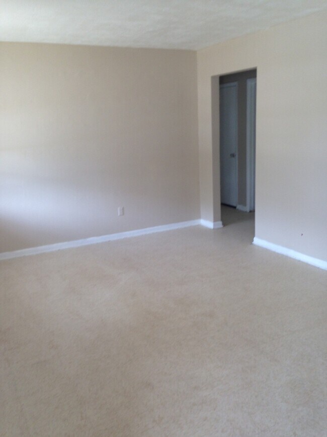 2331 Hadley St in Deltona, FL - Building Photo - Building Photo