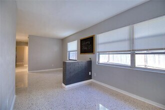 636 15th Ave S in St. Petersburg, FL - Building Photo - Building Photo