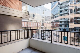 850 N Randolph St in Arlington, VA - Building Photo - Building Photo