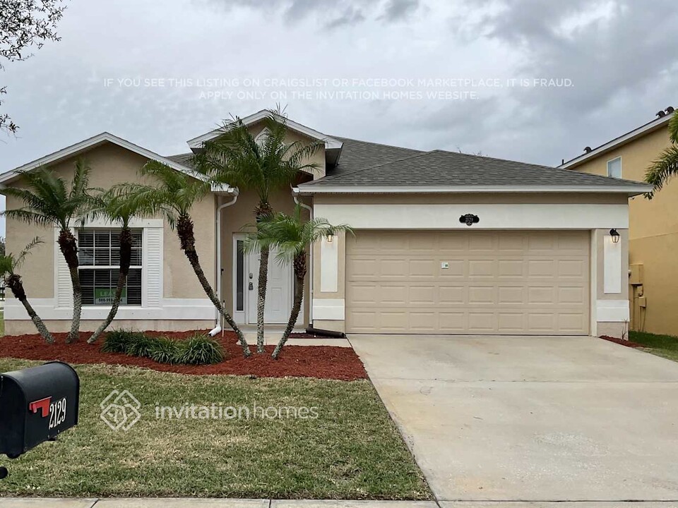 2129 Maeve Cir in West Melbourne, FL - Building Photo