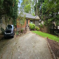 1666 Briarcliff Rd NE in Atlanta, GA - Building Photo