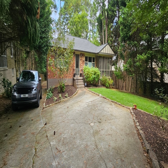property at 1666 Briarcliff Rd NE