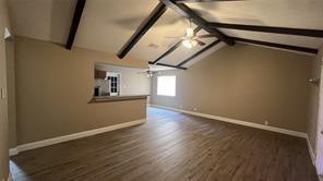 10118 Carlow Ln in La Porte, TX - Building Photo - Building Photo