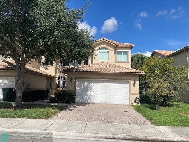 property at 5031 Madison Lakes Cir W