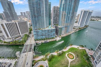 481 Brickell Ave in Miami, FL - Building Photo - Building Photo