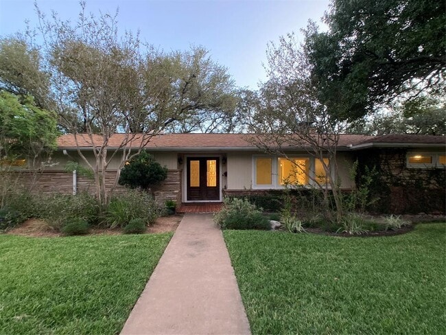 3509 River Rd