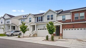 3988 W 1650 N in Lehi, UT - Building Photo