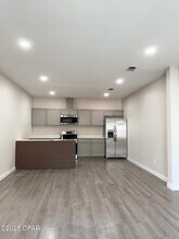 2913 E 5th Ct in Panama City, FL - Building Photo - Building Photo