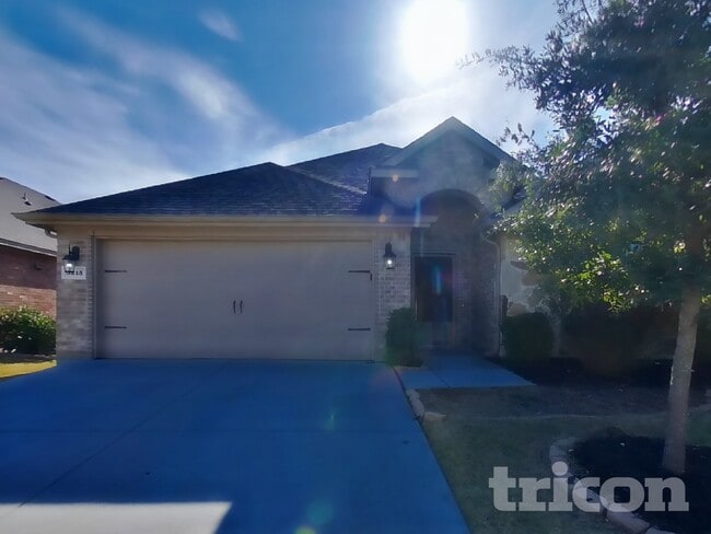 3213 Shady River Trail in Royse City, TX - Foto de edificio - Building Photo