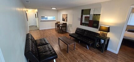 303 Smith Level Rd, Unit 32 in Chapel Hill, NC - Building Photo - Building Photo