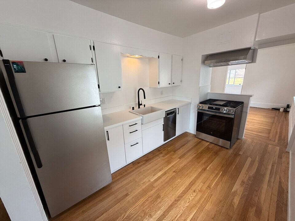 685 28th St in Oakland, CA - Building Photo