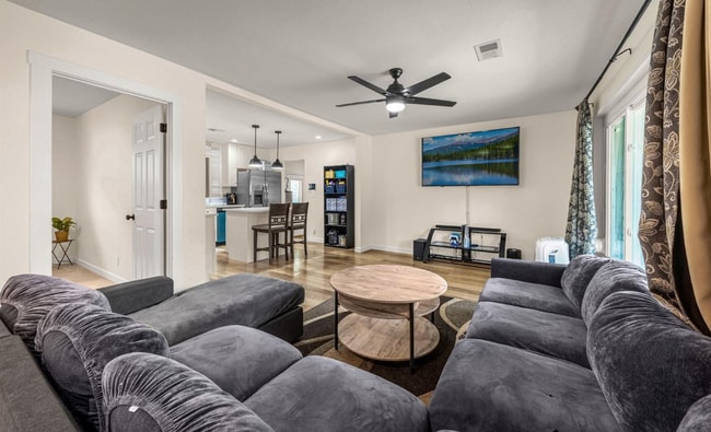 601 Hackberry Dr in Colorado Springs, CO - Building Photo - Building Photo