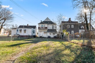 2733 Dumesnil St in Louisville, KY - Building Photo - Building Photo