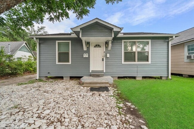 412 Randall St