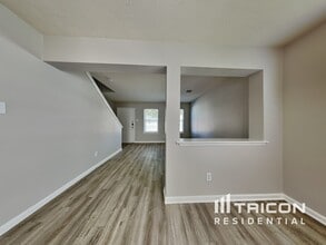 20710 Hardwick Oaks Dr in Houston, TX - Building Photo - Building Photo