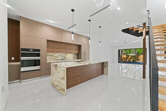 1314 NE 13th Ave in Fort Lauderdale, FL - Building Photo - Building Photo