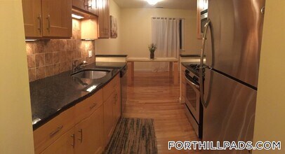 66 St James St in Boston, MA - Foto de edificio - Building Photo