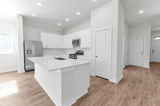16015 Bishops Cap Way in Cypress, TX - Building Photo - Building Photo