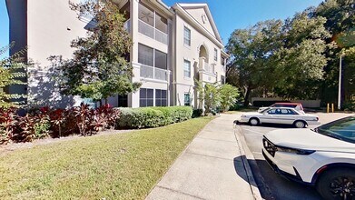 8601 Beach Blvd in Jacksonville, FL - Building Photo - Building Photo