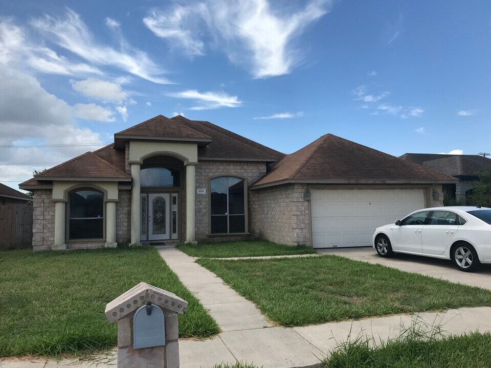 6708 Tenaza Dr in Olmito, TX - Building Photo