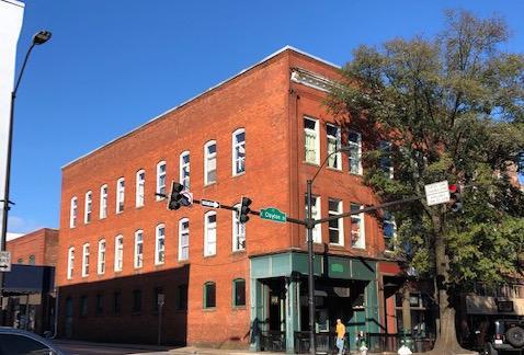 321 E Clayton St in Athens, GA - Building Photo