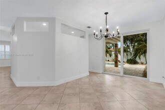 2716 SW 180th Ave in Miramar, FL - Building Photo - Building Photo