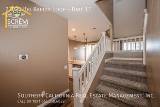27025 Big Rapids Loop-Unit -Unit 11 in Santa Clarita, CA - Building Photo - Building Photo