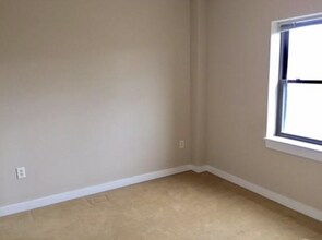 532 Commonwealth Ave, Unit 7E in Boston, MA - Building Photo - Building Photo