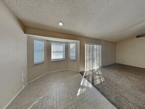 523 Terranova Cir in Winter Haven, FL - Building Photo - Building Photo