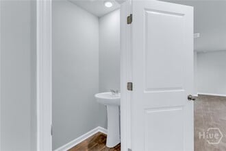 173 Coneflower Rd in Bloomingdale, GA - Building Photo - Building Photo