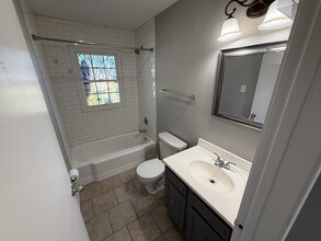 2023 Clays Mill Rd in Lexington, KY - Building Photo - Building Photo