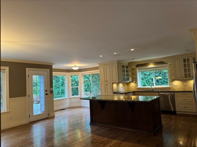 4072 Prairie St in Abbotsford, BC - Building Photo - Building Photo