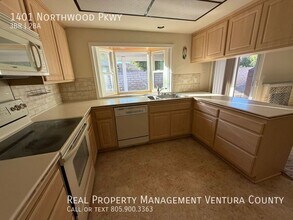 1401 Northwood Pkwy in Thousand Oaks, CA - Building Photo - Building Photo