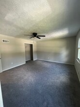 958 King Rd in Riverdale, GA - Building Photo - Building Photo
