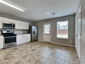 21618 Rain Leaf Ct in Humble, TX - Building Photo - Building Photo