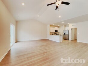 89 Neuse Holw Ct in Clayton, NC - Foto de edificio - Building Photo