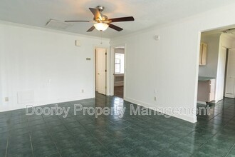 5102 TN-58 in Chattanooga, TN - Building Photo - Building Photo