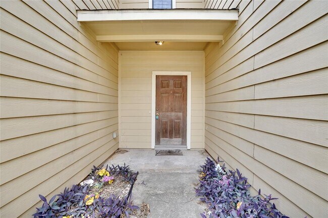 10037 Morocco Rd photo'