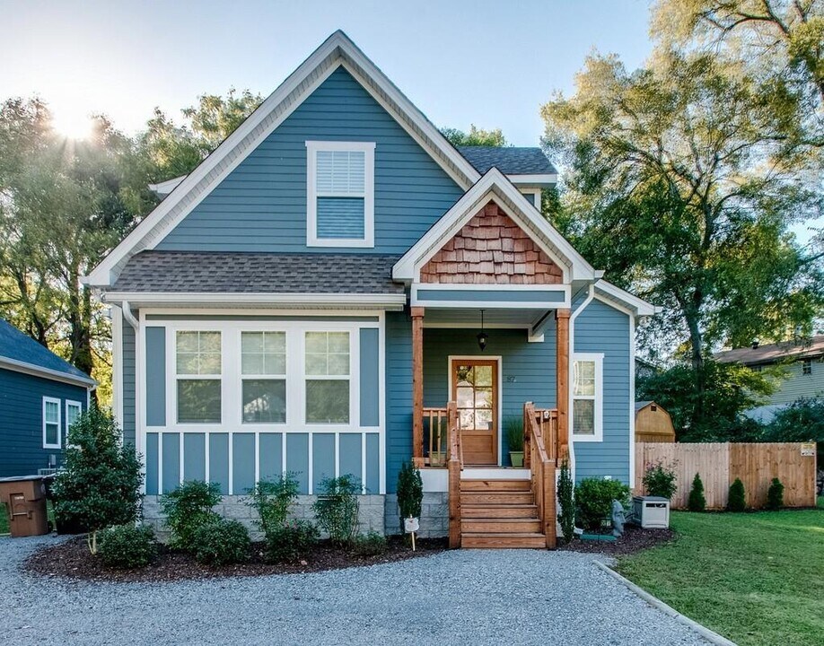 87B Oriel Ave in Nashville, TN - Foto de edificio