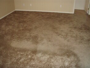 210 N Mall Dr in Saint George, UT - Building Photo - Building Photo