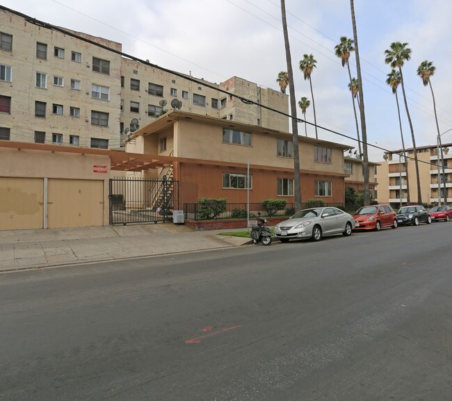 3520-3530 W 5th St in Los Angeles, CA - Building Photo - Building Photo