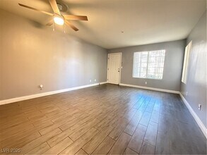 2121 Sealion Dr in Las Vegas, NV - Building Photo - Building Photo